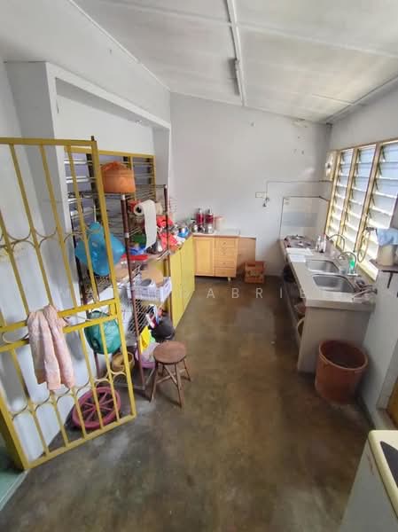 1-storey Terraced House for Sale in SS3 (Petaling Jaya) - Mark Gabriel - Kitchen - PropertyGuru.com.my
