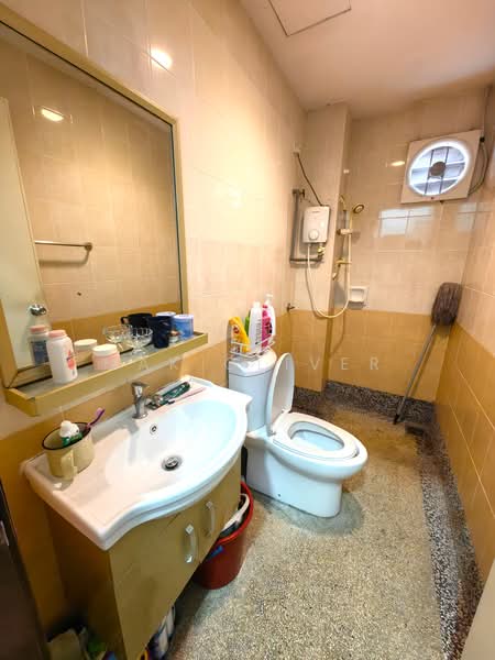 Rumah Teres 3-Tingkat untuk Dijual di Mutiara Bukit Jalil (Bukit Jalil) - Mak Oliver - Bathroom - PropertyGuru.com.my