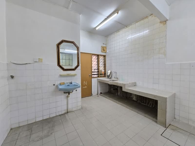 2-storey Terraced House for Sale in Batu Caves (Kuala Lumpur) - Eugene Choo - Kitchen - PropertyGuru.com.my