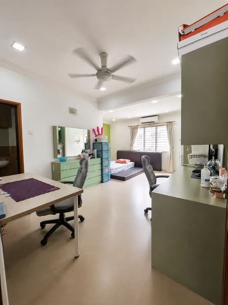 Rumah Teres 3-Tingkat untuk Dijual di Kepong (Kuala Lumpur) - Vincent Goh - Living Room - PropertyGuru.com.my
