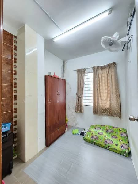 Rumah Teres 3-Tingkat untuk Dijual di Kepong (Kuala Lumpur) - Vincent Goh - Bedroom - PropertyGuru.com.my