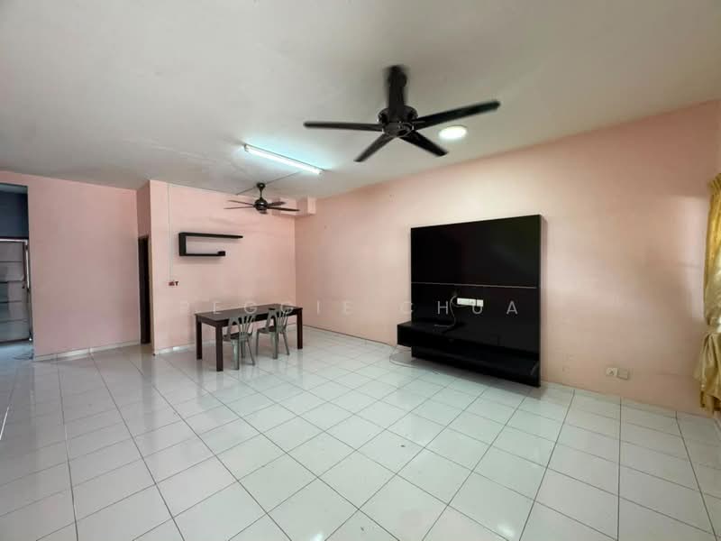 Rumah Teres 2-Tingkat untuk Disewa di Taman Setia Indah (Tebrau) - Peggie Chua - PropertyGuru.com.my
