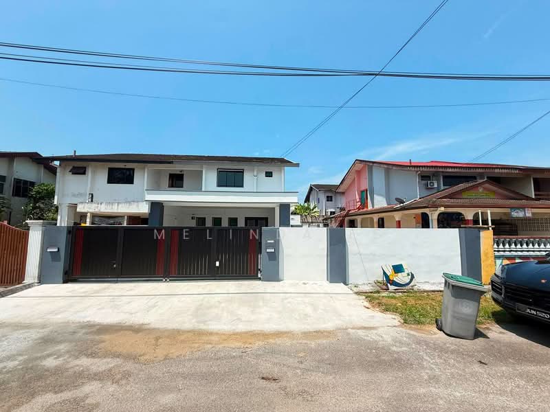 Semi-Detached House for Sale in Taman Air Biru (Pasir Gudang) - Melinda Ee - Exterior - PropertyGuru.com.my