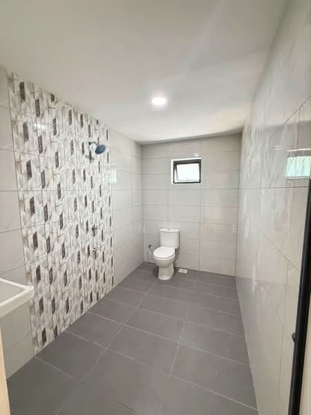 Semi-Detached House for Sale in Taman Air Biru (Pasir Gudang) - Melinda Ee - Bathroom - PropertyGuru.com.my