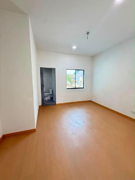 Semi-Detached House for Sale in Taman Air Biru (Pasir Gudang) - Melinda Ee - PropertyGuru.com.my