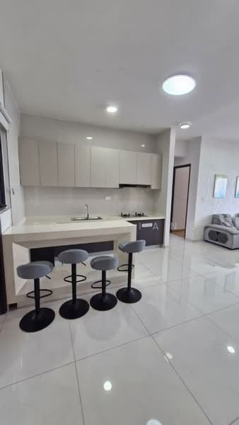 Kondominium untuk Disewa di Royal Strand @ Country Garden Danga Bay - Soon Siang - Kitchen - PropertyGuru.com.my