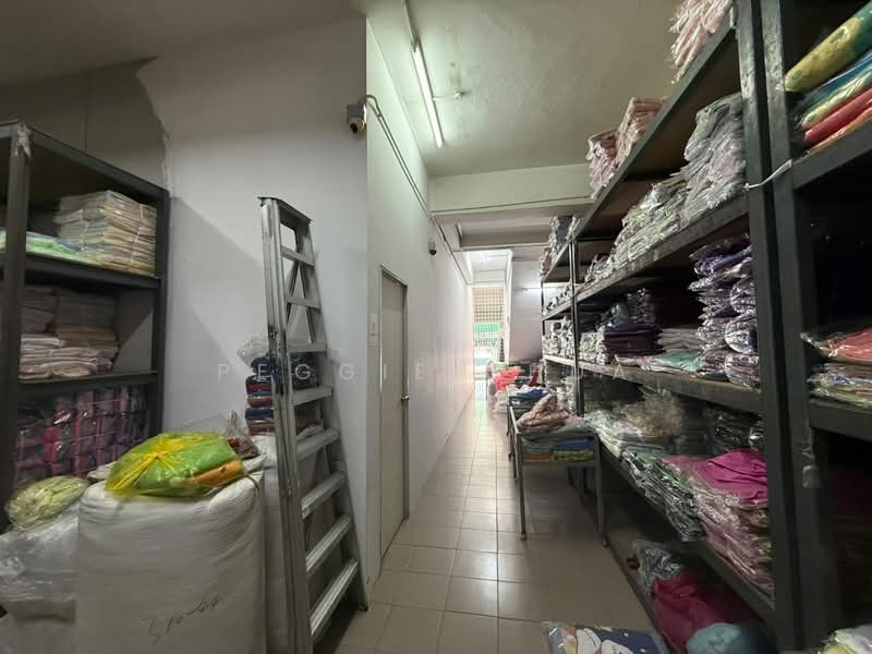 Kedai / Pejabat untuk Disewa di Taman Molek (Johor Bahru) - Peggie Chua - PropertyGuru.com.my