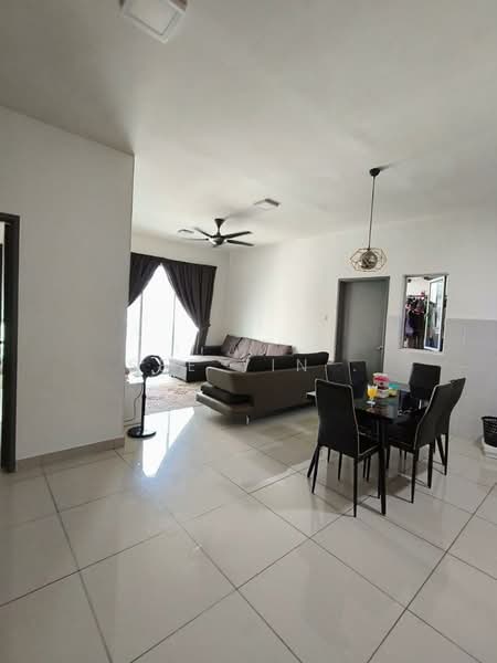 Kondominium untuk Dijual di The Aliff Residences (Alif Utama) - See Yin . - Living Room - PropertyGuru.com.my