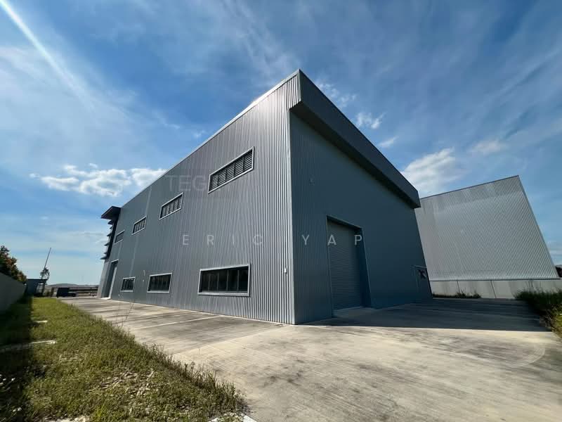 Factory for Rent in Sungai Buloh (Selangor) - Eric Yap - Exterior - PropertyGuru.com.my