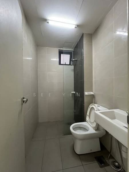 Condominium for Sale at The Raffles Suites - See Yin . - Bathroom - PropertyGuru.com.my