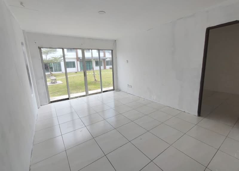 Rumah Bandar untuk Dijual di Kuching (Sarawak) - Jeno Tan - Living Room - PropertyGuru.com.my