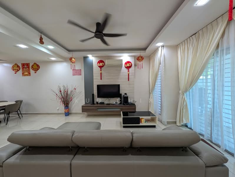 Rumah Teres 2-Tingkat untuk Dijual di Bandar Indahpura (Kulai) - Kuu Chin - Living Room - PropertyGuru.com.my