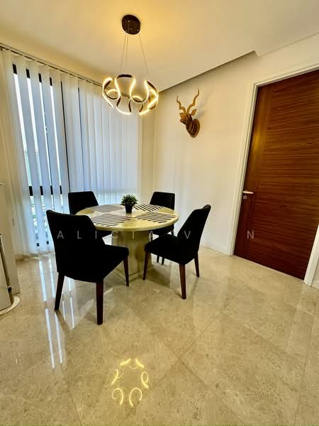 Service Residence for Sale at The Astaka @ 1 Bukit Senyum - Alicia Voon - Dining Room - PropertyGuru.com.my