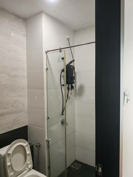 Service Residence for Rent at Wave @ Marina Cove - Alex How - Bathroom - PropertyGuru.com.my
