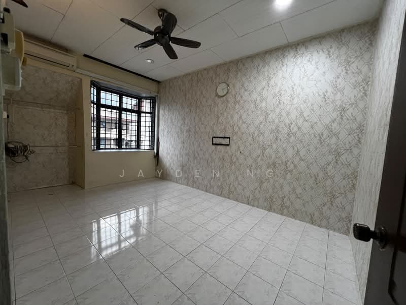 2-storey Terraced House for Sale in Taman Bersatu (Kulai) - Jayden Ng - Interior - PropertyGuru.com.my