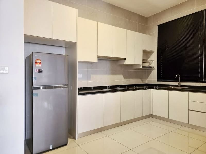 Servis Apartment untuk Disewa di Twin Tower Residence - Tuxton Phiong - Kitchen - PropertyGuru.com.my