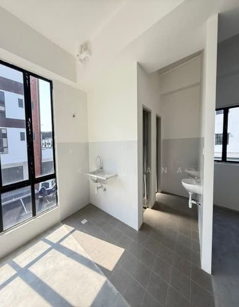 Kedai / Pejabat untuk Disewa di Setia Ecohill (Semenyih) - Aika Diana - PropertyGuru.com.my