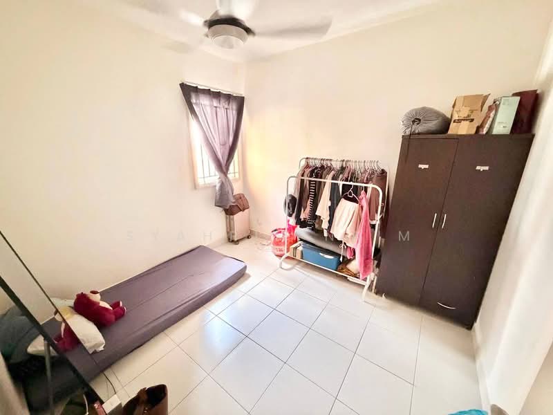 Pangsapuri untuk Dijual di De Kiara - Syahrim Naim - Bedroom - PropertyGuru.com.my