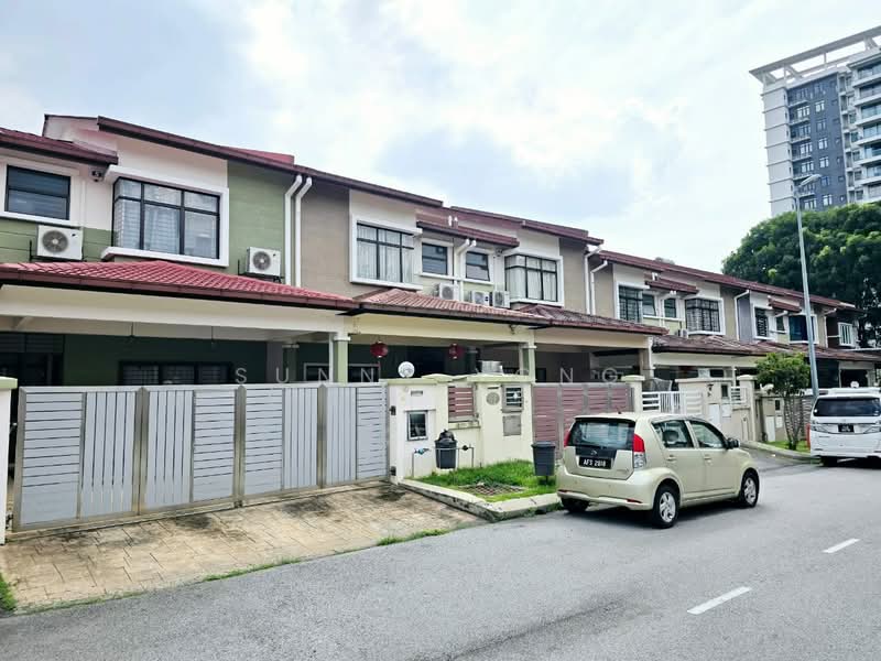 2-storey Terraced House for Sale in Bandar Puteri Puchong (Puchong) - SUNNY YONG - Exterior - PropertyGuru.com.my
