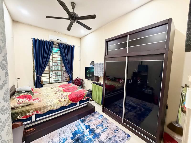 Rumah Teres 1 Tingkat untuk Dijual di Taman Bestari Indah (Ulu Tiram) - Amir Faris Rusli - PropertyGuru.com.my