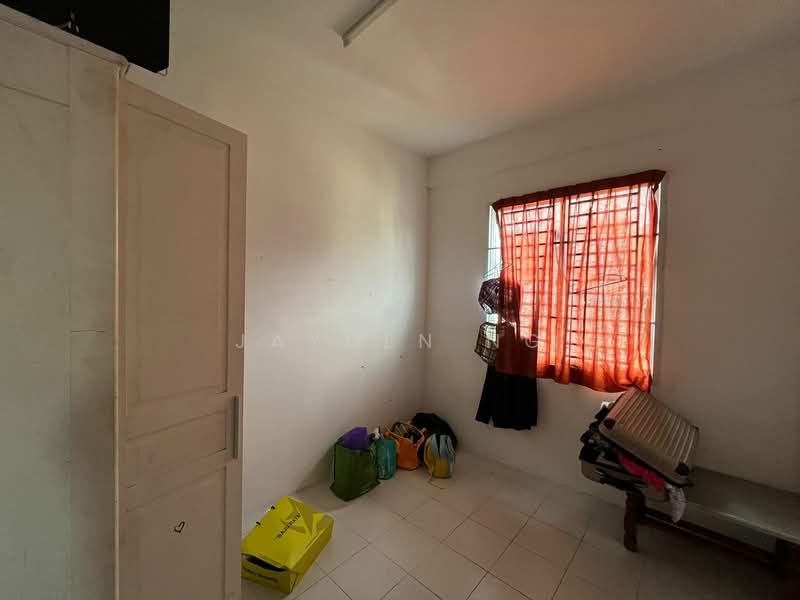 2-storey Terraced House for Sale in Taman Scientex Pasir Gudang (Pasir Gudang) - Jayden Ng - Bedroom - PropertyGuru.com.my