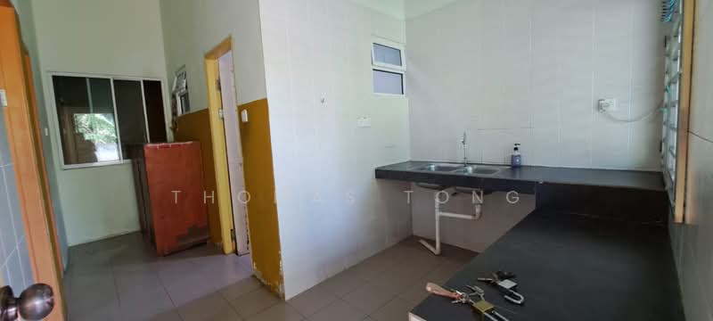 1-storey Terraced House for Rent in Samarahan (Sarawak) - Thomas Tong - Kitchen - PropertyGuru.com.my