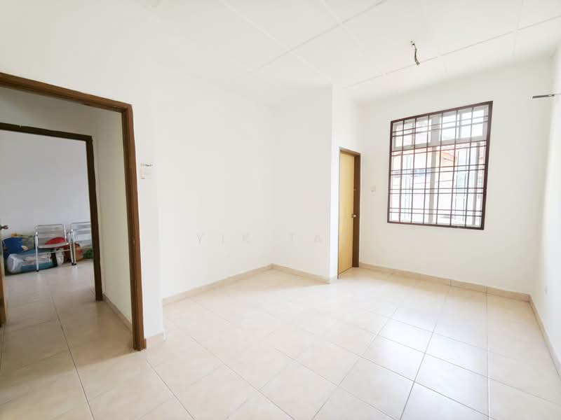 Rumah Teres 2-Tingkat untuk Dijual di Taman Pelangi Indah (Ulu Tiram) - Yik Tat - PropertyGuru.com.my