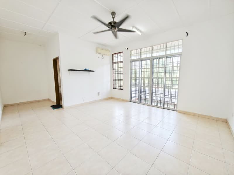 Rumah Teres 2-Tingkat untuk Dijual di Taman Pelangi Indah (Ulu Tiram) - Yik Tat - PropertyGuru.com.my