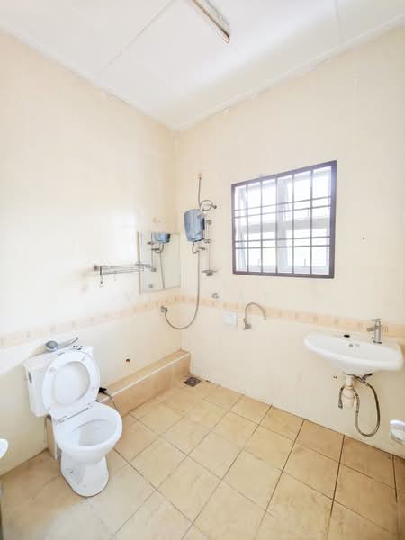 Rumah Teres 2-Tingkat untuk Dijual di Taman Pelangi Indah (Ulu Tiram) - Yik Tat - PropertyGuru.com.my