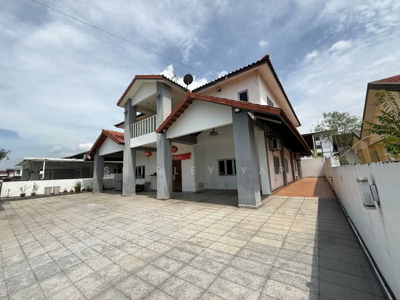 Rumah Banglo untuk Dijual di Taman Kebun Teh (Johor Bahru) - Shirley Yap - Exterior - PropertyGuru.com.my