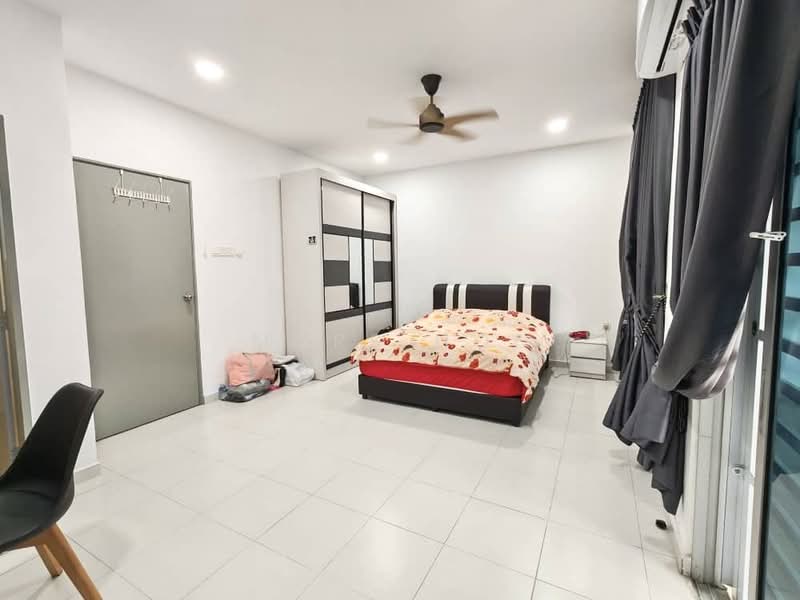 2.5-storey Terraced House for Sale in Senai (Kulai) - Mars Hoe - PropertyGuru.com.my