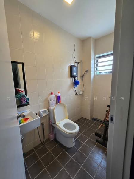 Rumah Teres 2-Tingkat untuk Dijual di Bandar Baru Nilai (Nilai) - Christine Chong - Bathroom - PropertyGuru.com.my