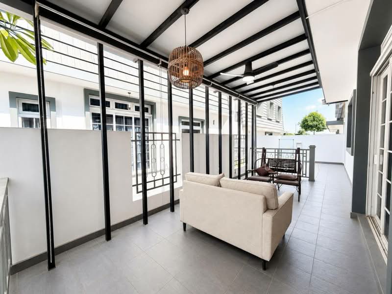 Cluster House for Sale in Taman Ekoflora (Johor Bahru) - Amir Faris Rusli - Balcony - PropertyGuru.com.my