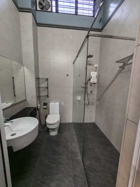 2-storey Terraced House for Rent in Bandar Utama (Selangor) - Lisa Low - Bathroom - PropertyGuru.com.my