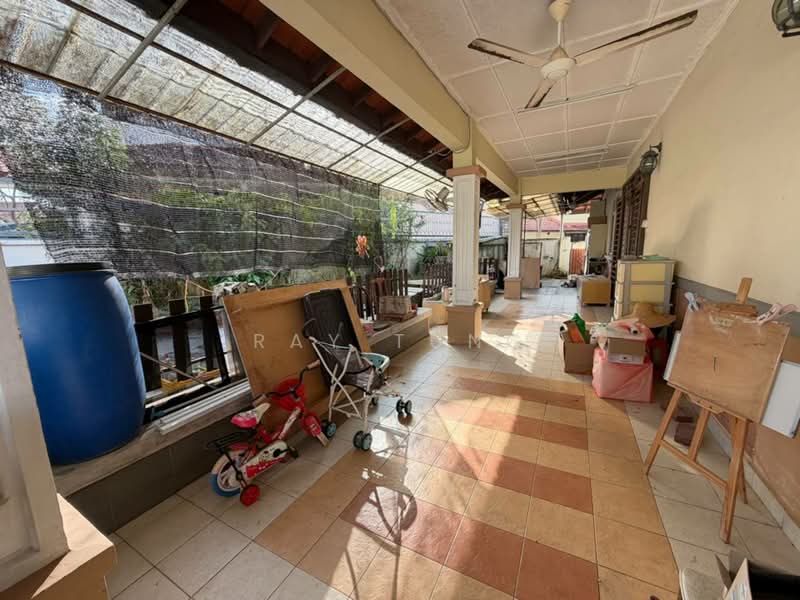 Rumah Teres 1 Tingkat untuk Dijual di Taman Pelangi Indah (Ulu Tiram) - Ray Tung - Exterior - PropertyGuru.com.my