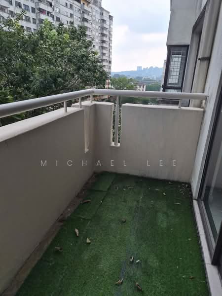 Kondominium untuk Dijual di Vista Millennium Condominium - Michael Lee - Balcony - PropertyGuru.com.my