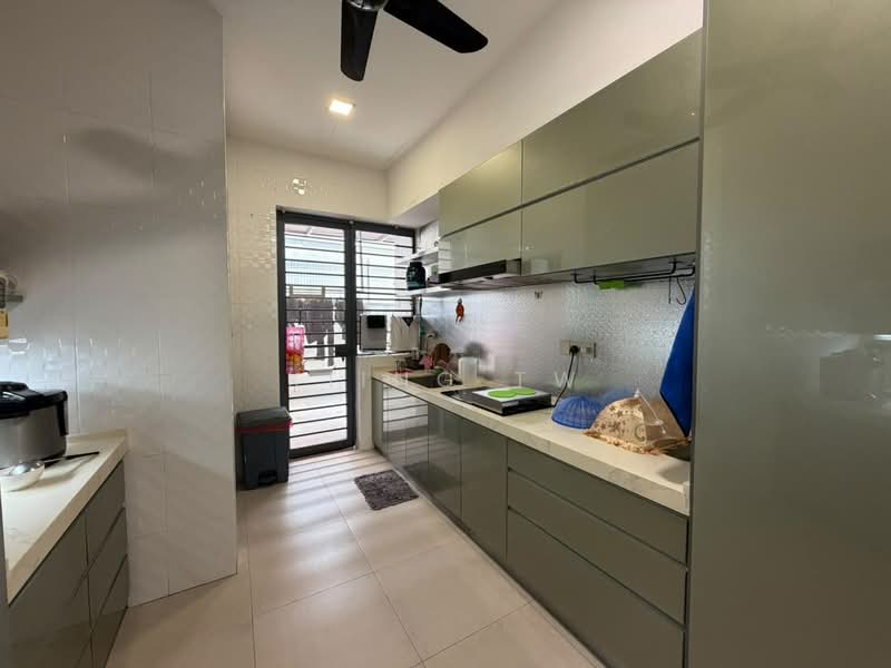 Semi-Detached House for Sale in Taman Seri Bukit Segambut (Batu) - Kiing TW - Kitchen - PropertyGuru.com.my