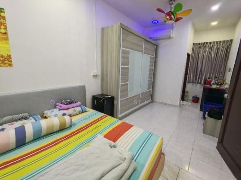 1-storey Terraced House for Sale in Tebrau (Johor) - Ong Lih Shyan - Bedroom - PropertyGuru.com.my