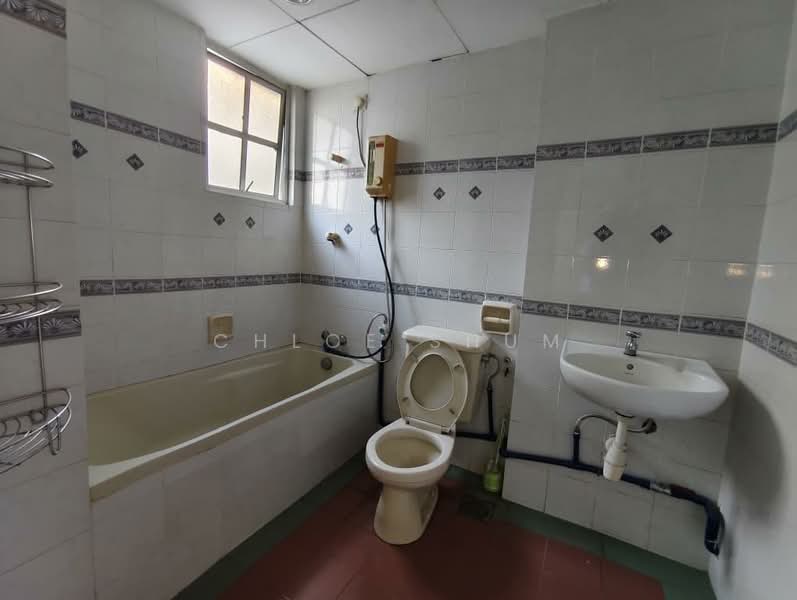 Kondominium untuk Dijual di Heritage - Chloe Shum - Bathroom - PropertyGuru.com.my