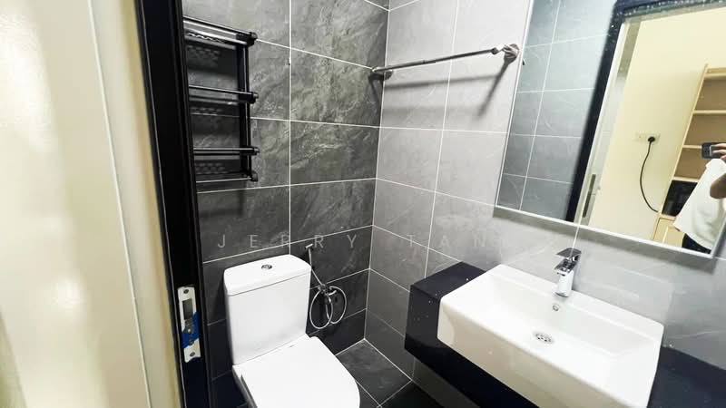 Condominium for Rent at Lucerne Residences - Jerry Tan - Bathroom - PropertyGuru.com.my
