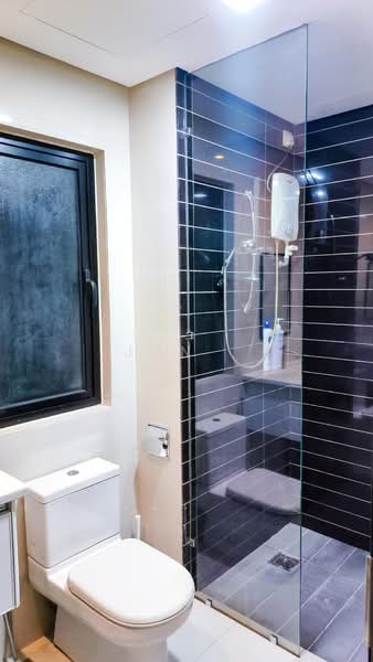 Service Residence for Sale at Centrus Soho - Jon . - Bathroom - PropertyGuru.com.my