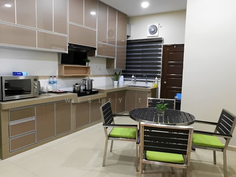 Rumah Teres 3 Tingkat untuk Dijual di Taman Kota Syahbandar (Melaka City) - Wesley Tan - Kitchen - PropertyGuru.com.my