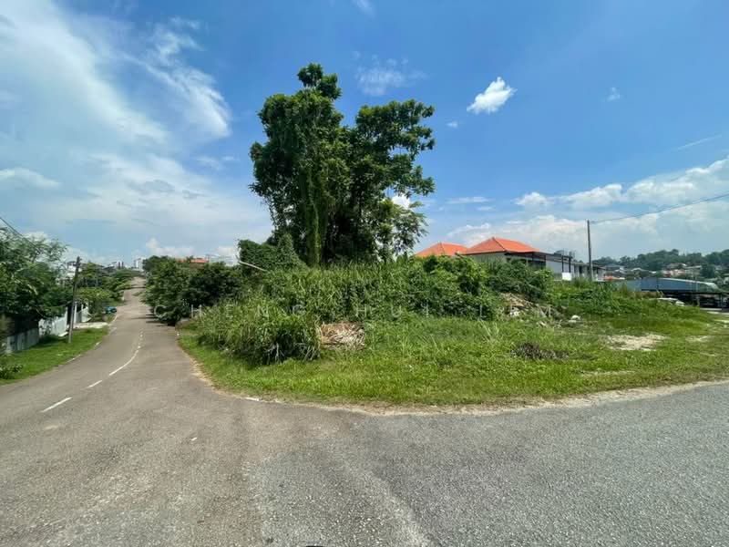 Tanah Banglo untuk Dijual di Taman Nong Chik (Johor Bahru) - Cheng Hui Lim - Exterior - PropertyGuru.com.my