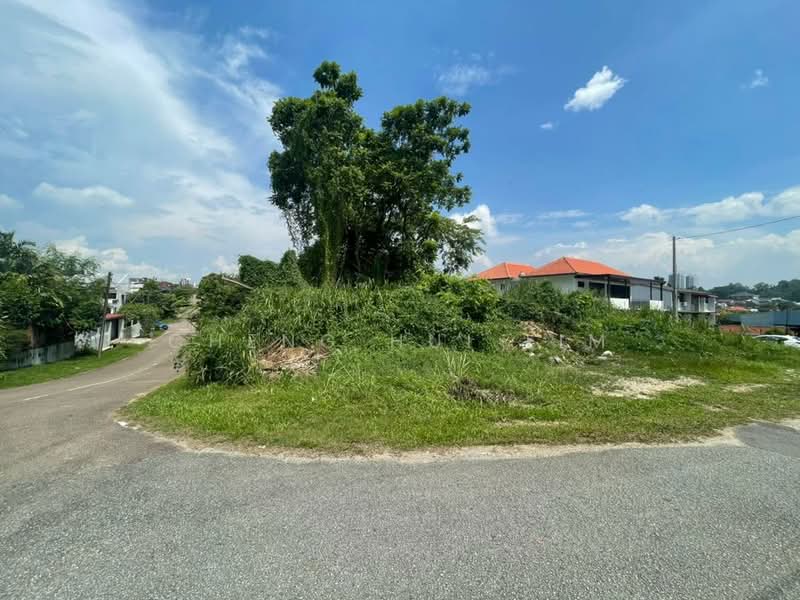 Tanah Banglo untuk Dijual di Taman Nong Chik (Johor Bahru) - Cheng Hui Lim - Exterior - PropertyGuru.com.my