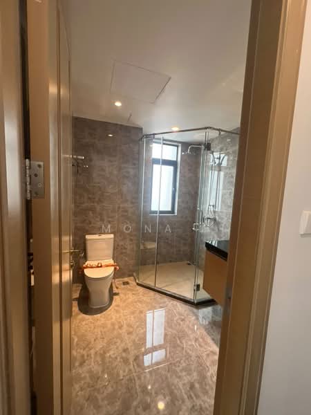 Condominium for Sale at R&F Princess Cove Phase 2-Seine Region - Mona . - Bathroom - PropertyGuru.com.my