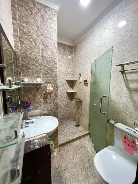 Rumah Teres 1 Tingkat untuk Dijual di Permas Jaya (Johor) - Werner Kee - Bathroom - PropertyGuru.com.my
