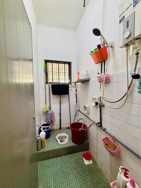 Rumah Teres 1 Tingkat untuk Dijual di Bandar Baru Permas Jaya (Permas Jaya) - Werner Kee - Bathroom - PropertyGuru.com.my