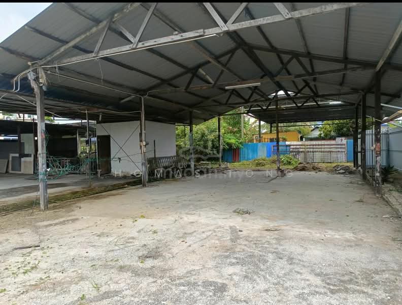 Warehouse for Rent in Kuching (Sarawak) - Thomas Tong - Exterior - PropertyGuru.com.my