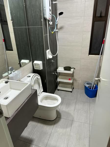 Kondominium untuk Disewa di Admiral Residences - Aibi Wang - Bathroom - PropertyGuru.com.my