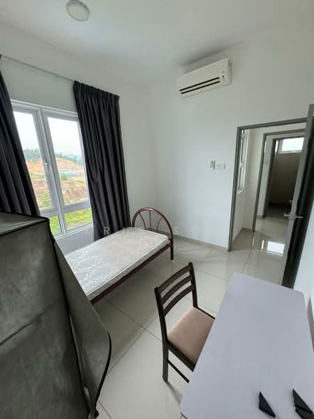 Kondominium untuk Disewa di Iris Residence - Kris Soh - Bedroom - PropertyGuru.com.my